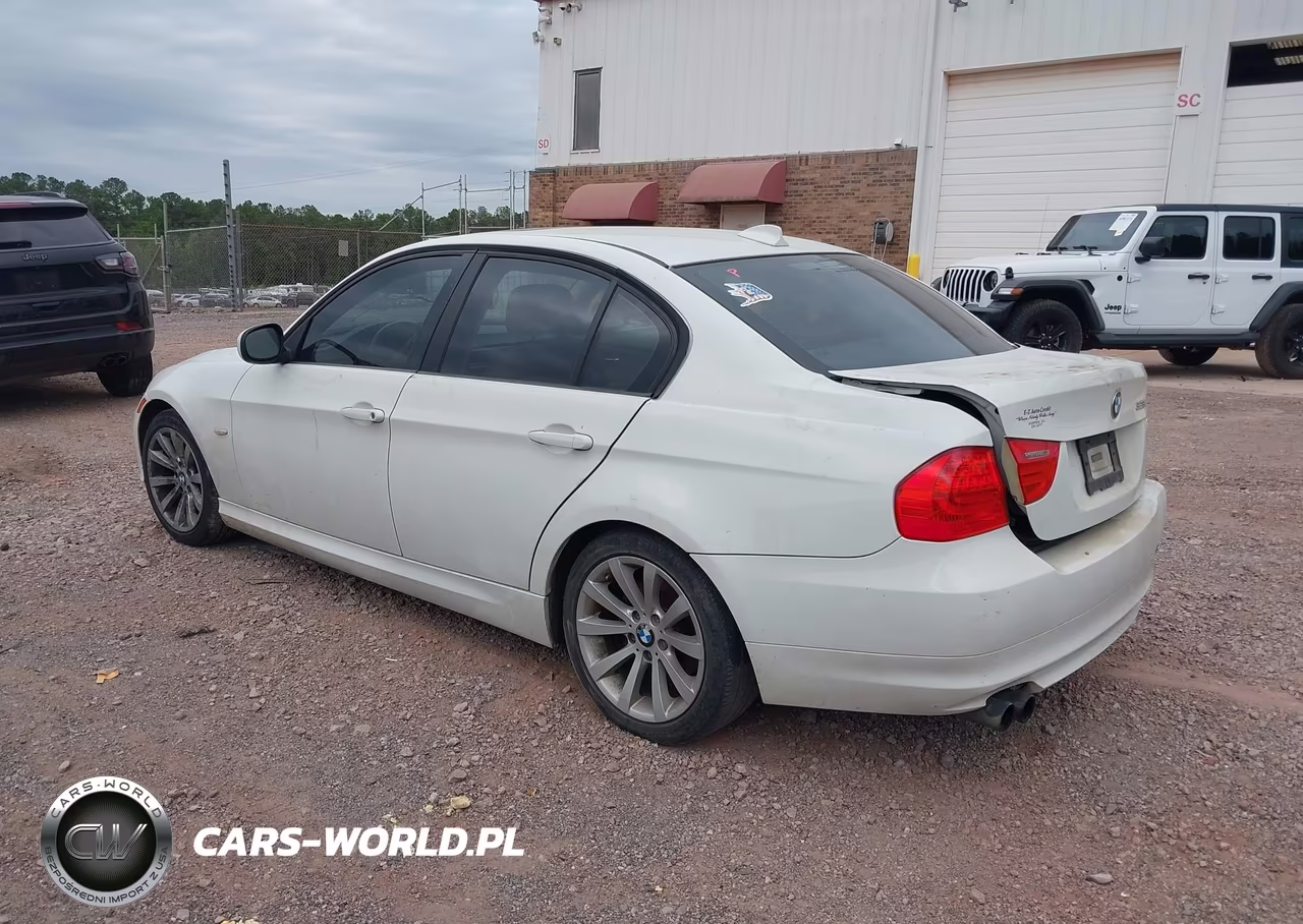 2011 BMW 328I VIN:WBAPH7C56BE850239 - 3