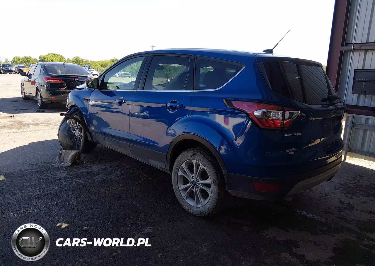 2017 Ford Escape Se VIN:1FMCU0GD1HUB88103 - 3