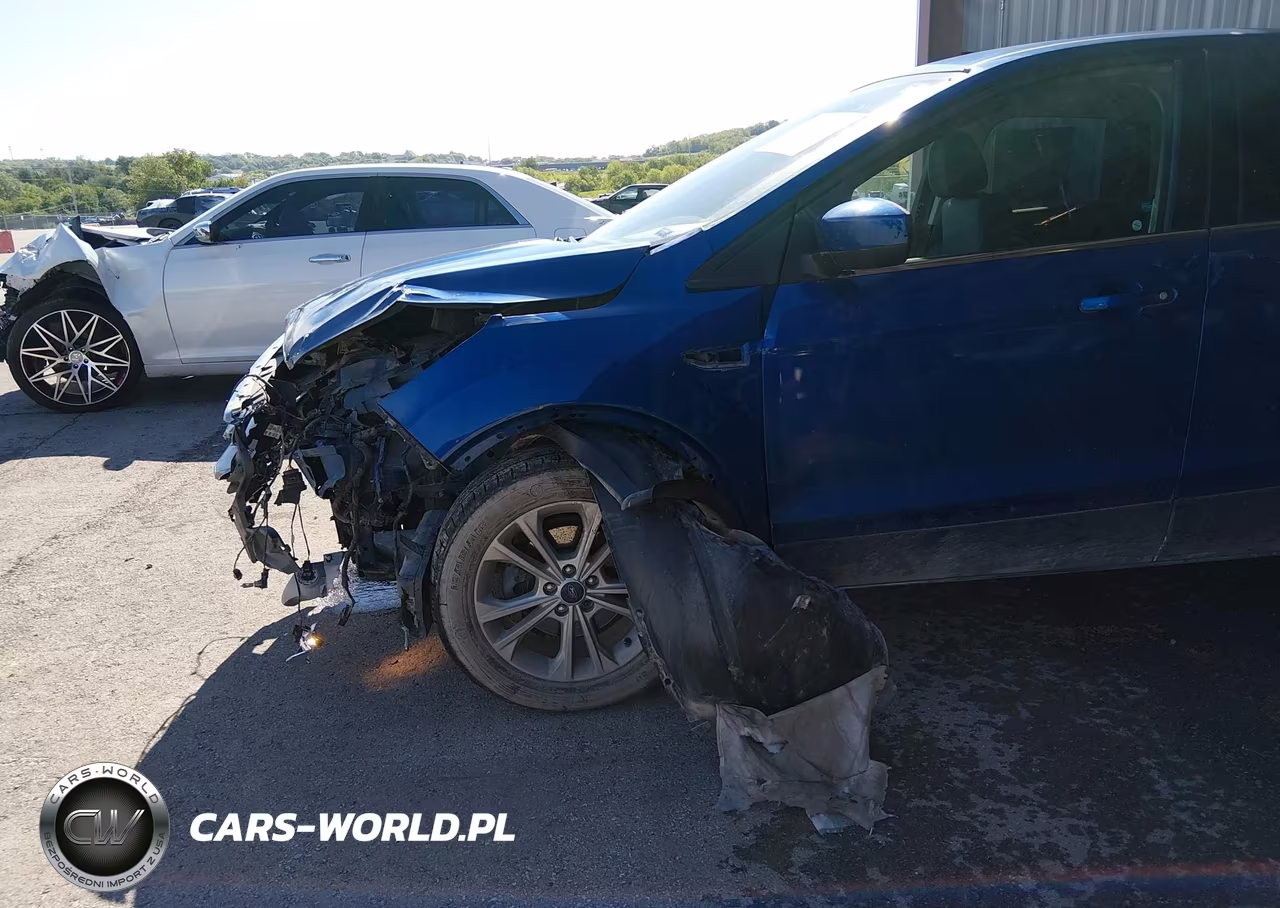 2017 Ford Escape Se VIN:1FMCU0GD1HUB88103 - 6