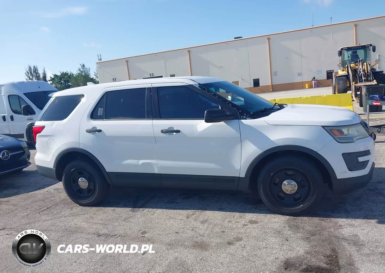 2016 Ford Utility Police Interceptor VIN:1FM5K8AR5GGC50830 - 13