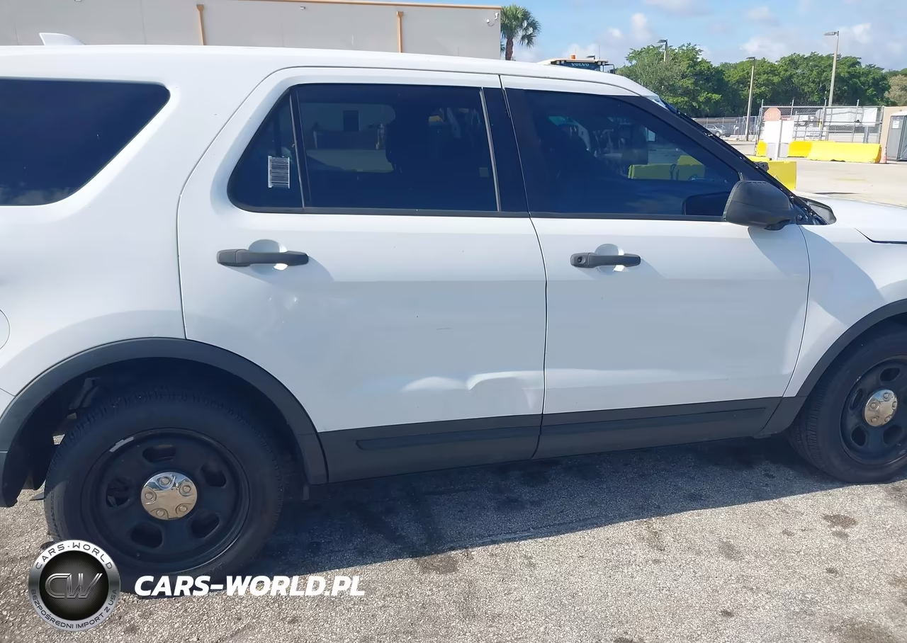 2016 Ford Utility Police Interceptor VIN:1FM5K8AR5GGC50830 - 19