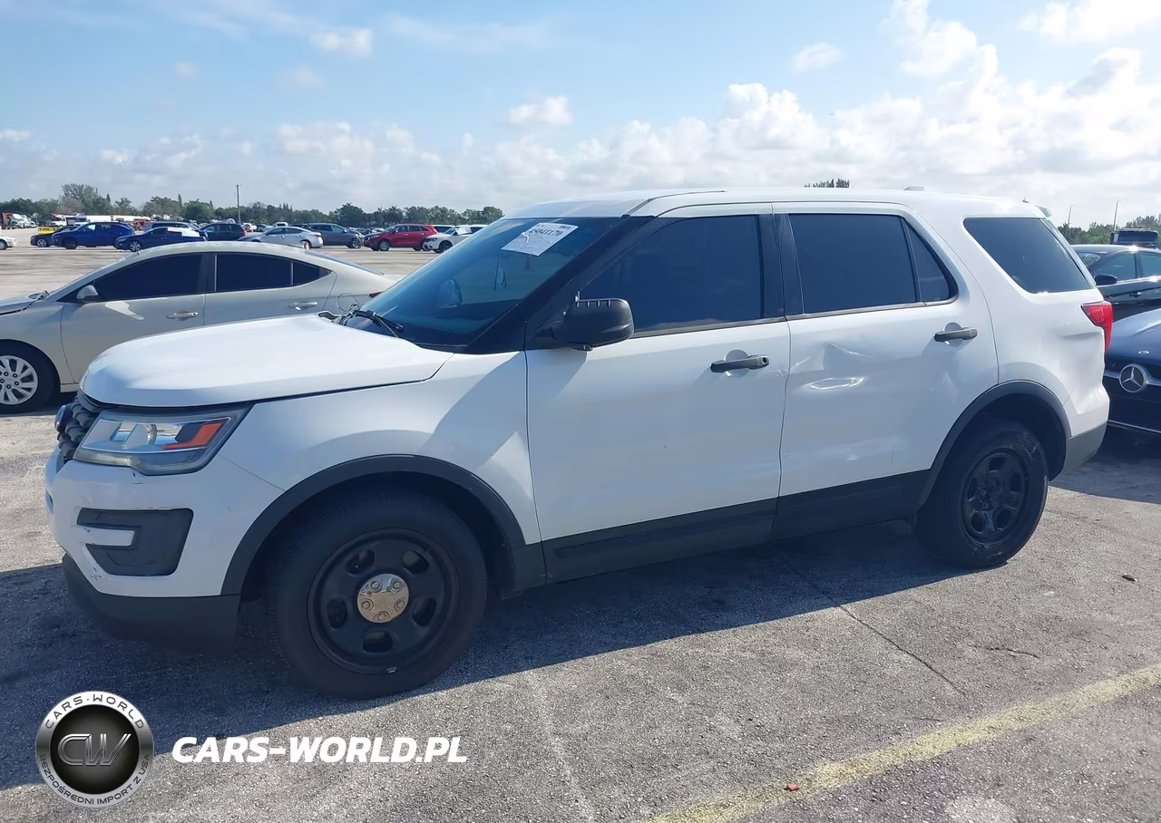 2016 Ford Utility Police Interceptor VIN:1FM5K8AR5GGC50830 - 6