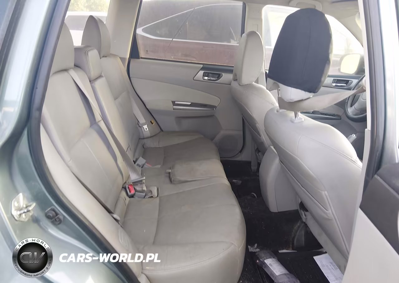 2011 Subaru Forester 2.5X Touring VIN:JF2SHAGC7BH725141 - 8