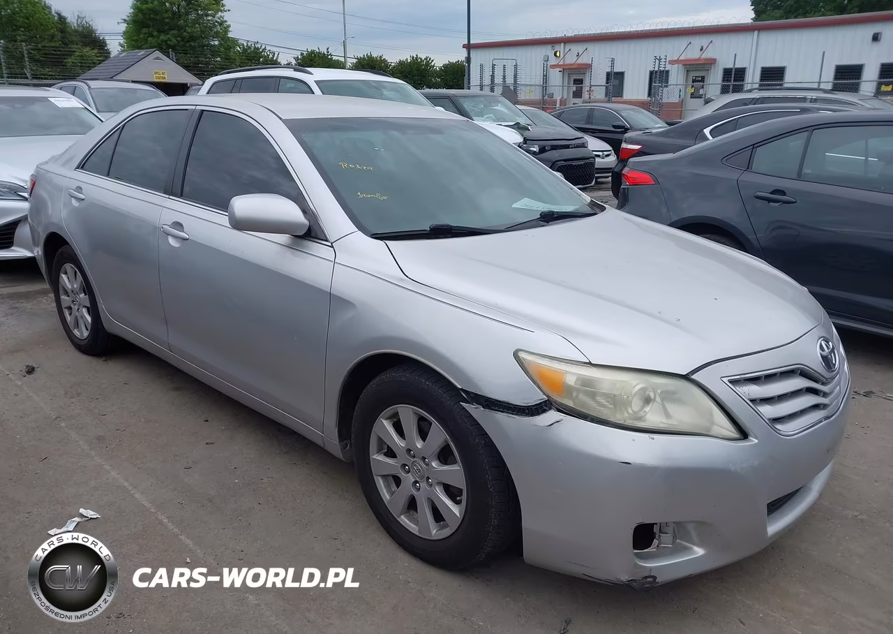 2011 Toyota Camry – zdjęcie 1 z 11