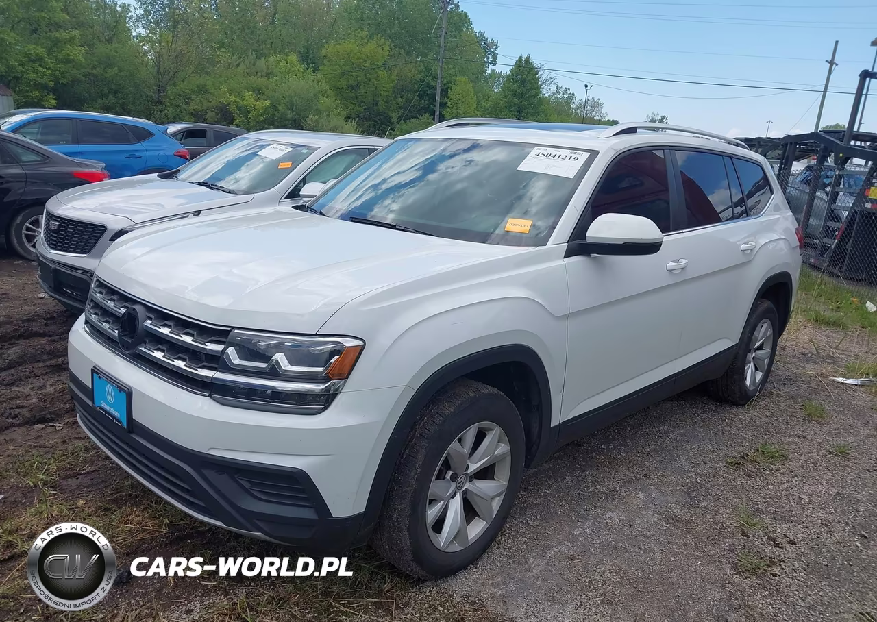 2018 Volkswagen Atlas 3.6L V6 Launch Edition VIN:1V2HR2CA0JC513126 - 2