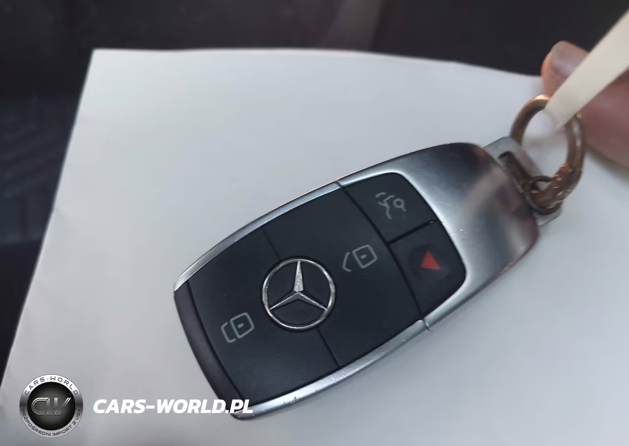 2019 Mercedes-Benz C 300 VIN:55SWF8DB4KU306382 - 11