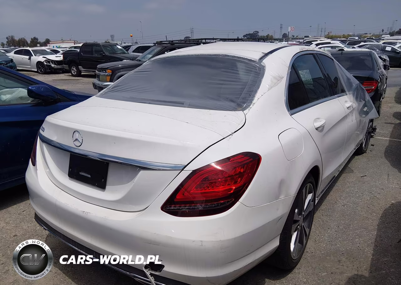 2019 Mercedes-Benz C 300 VIN:55SWF8DB4KU306382 - 4
