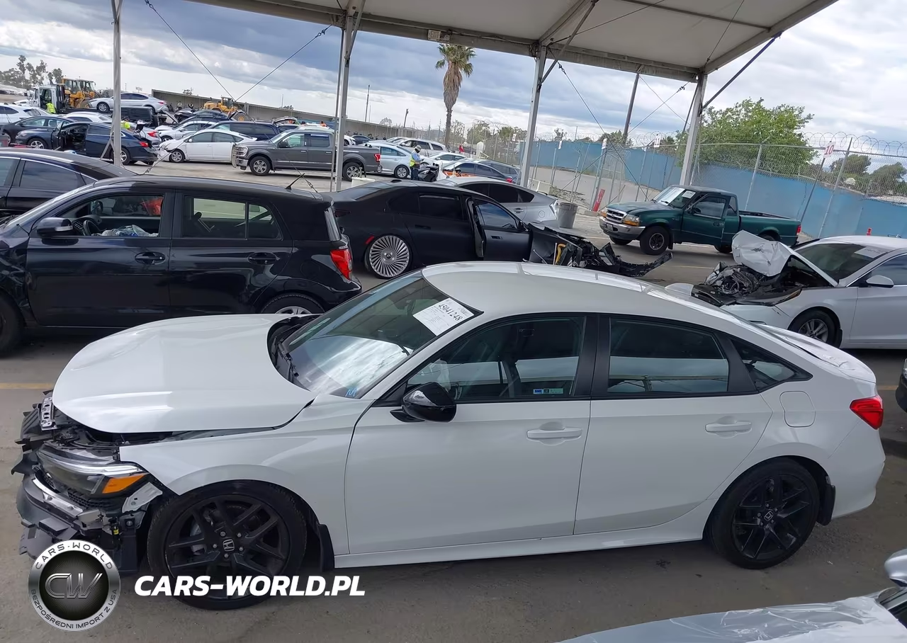 2024 Honda Civic Sport VIN:2HGFE2F5XRH529301 - 15