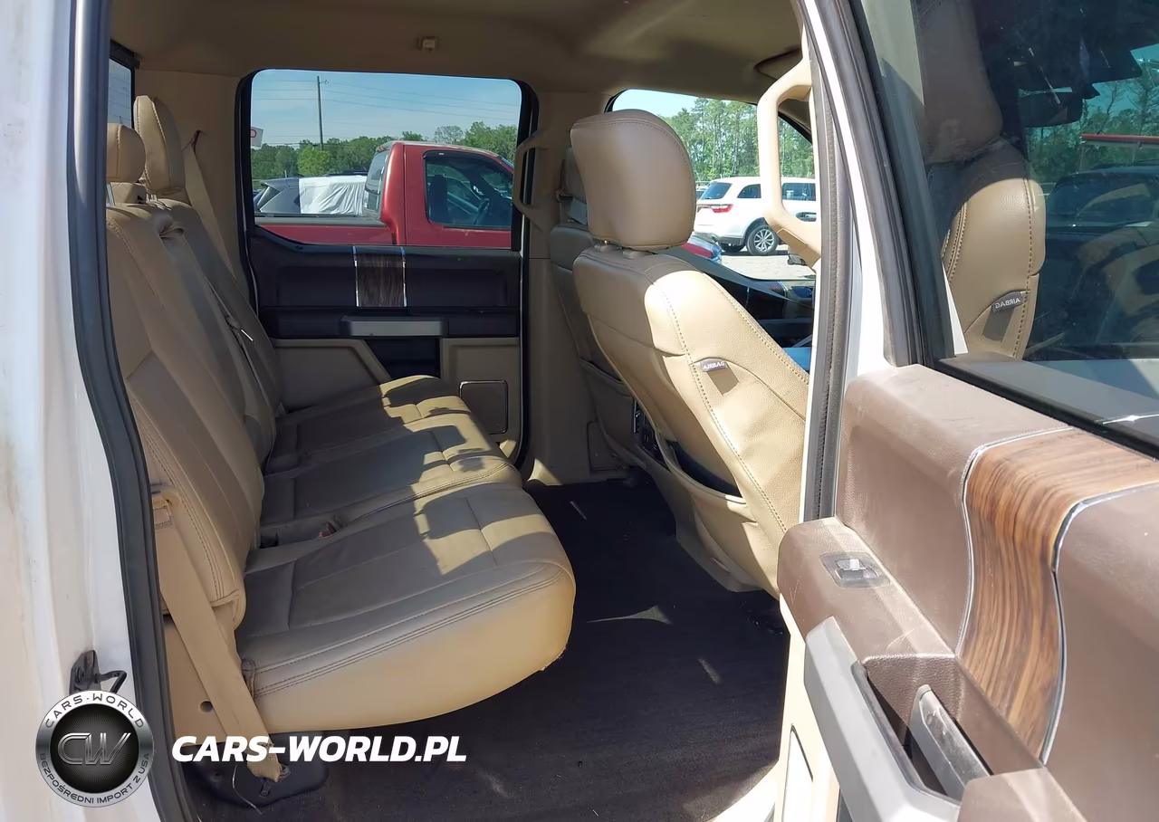 2018 Ford F-150 Lariat VIN:1FTEW1CP0JFA76092 - 8