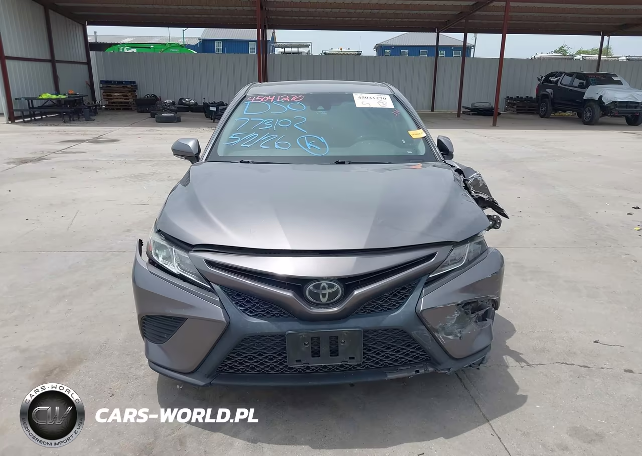 2018 Toyota Camry Se VIN:4T1B11HKXJU584477 - 12