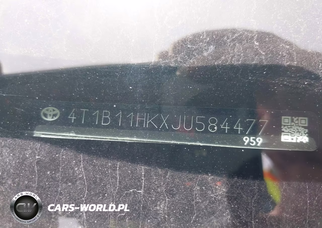 2018 Toyota Camry Se VIN:4T1B11HKXJU584477 - 17