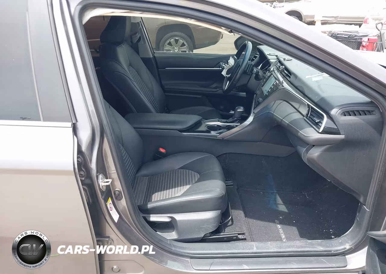 2018 Toyota Camry Se VIN:4T1B11HKXJU584477 - 5