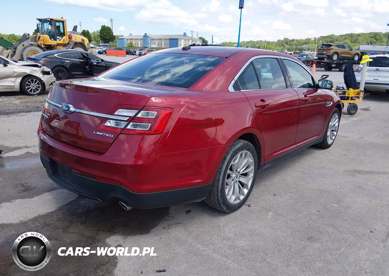 2015 Ford Taurus Limited VIN:1FAHP2F83FG103023 - 4