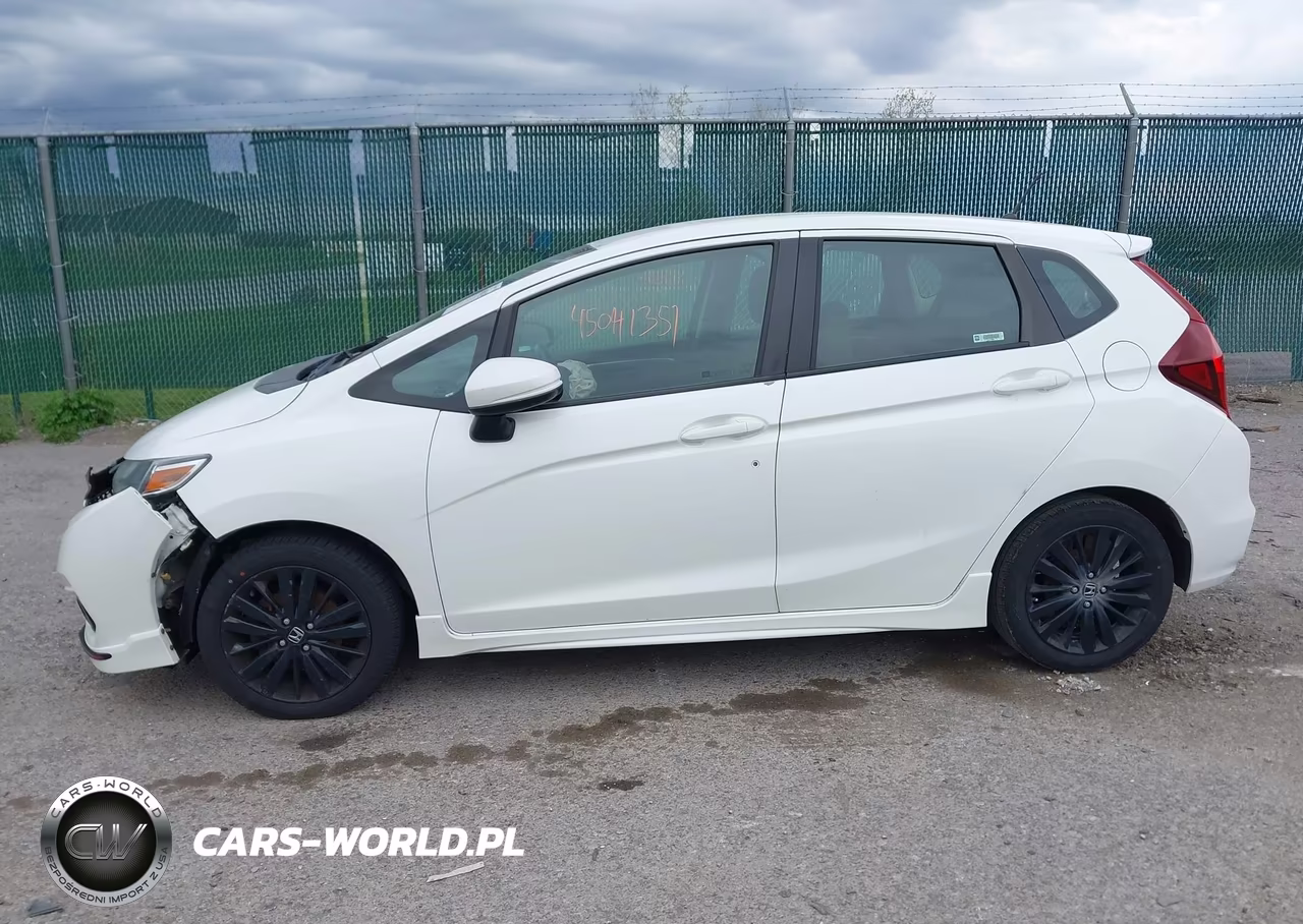 2018 Honda Fit Sport VIN:3HGGK5H65JM703432 - 14