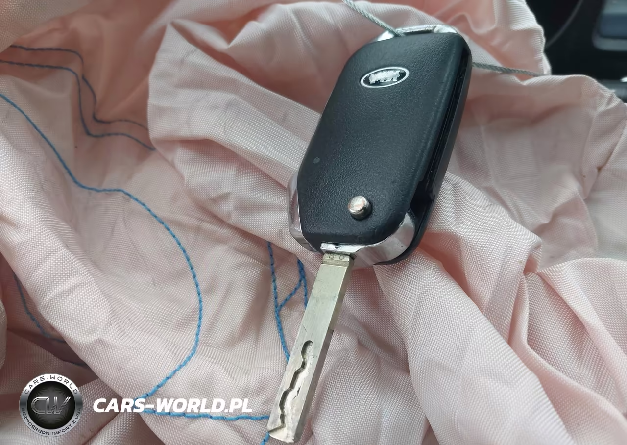 2021 Kia Seltos S VIN:KNDEUCAAXM7227289 - 11