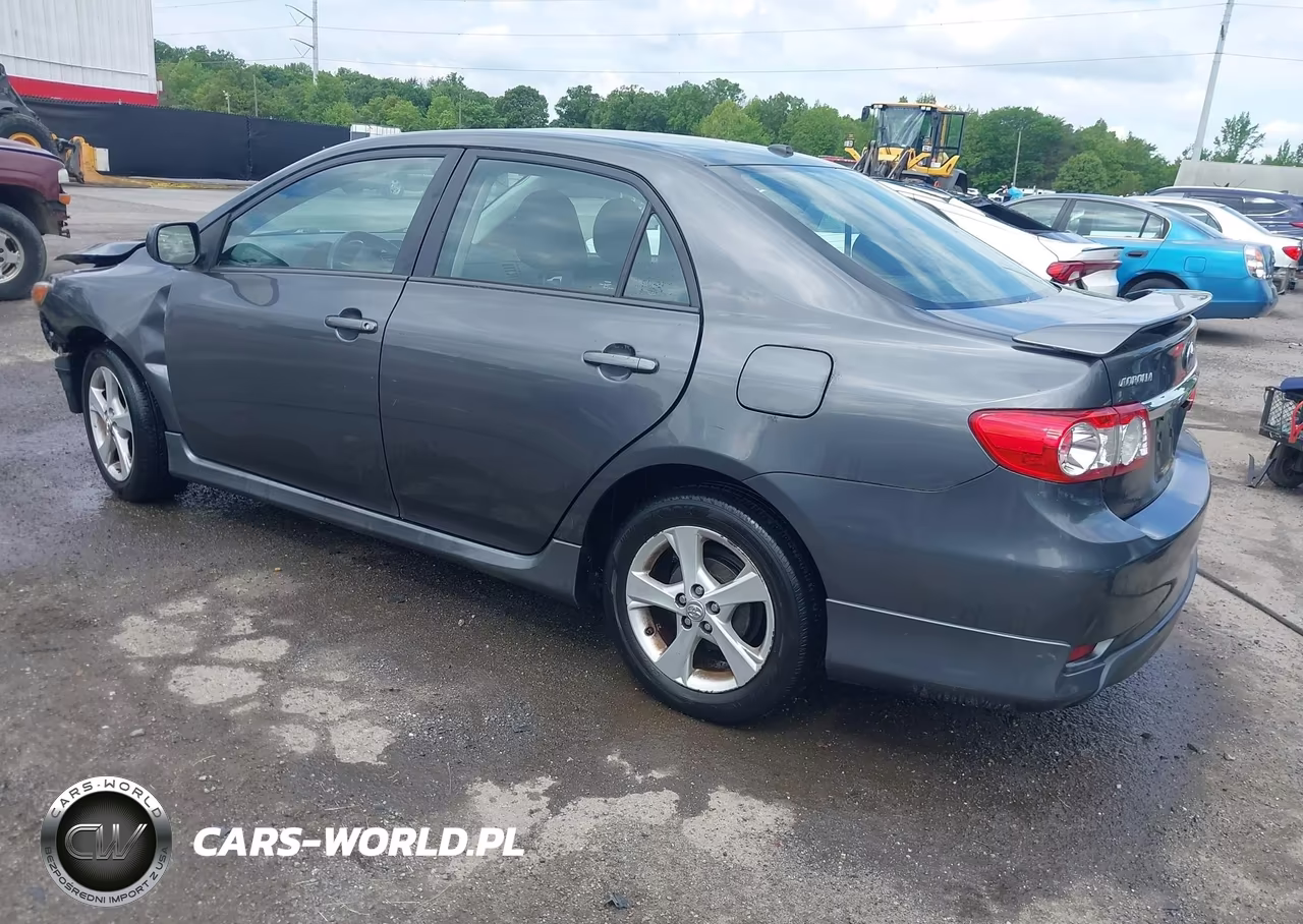 2012 Toyota Corolla S VIN:2T1BU4EE9CC885625 - 3