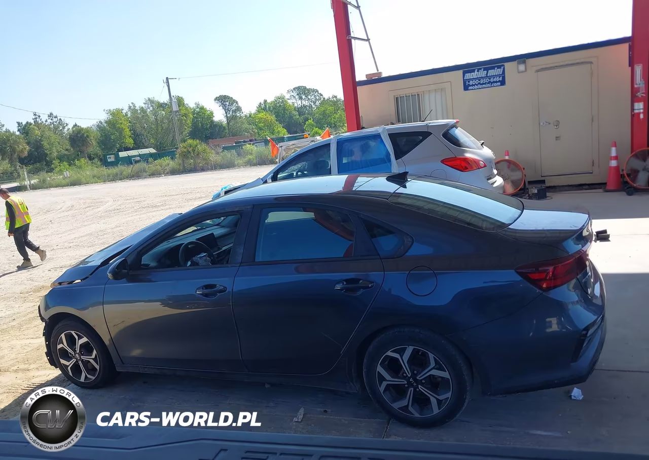 2020 Kia Forte Lxs VIN:3KPF24AD7LE234676 - 15