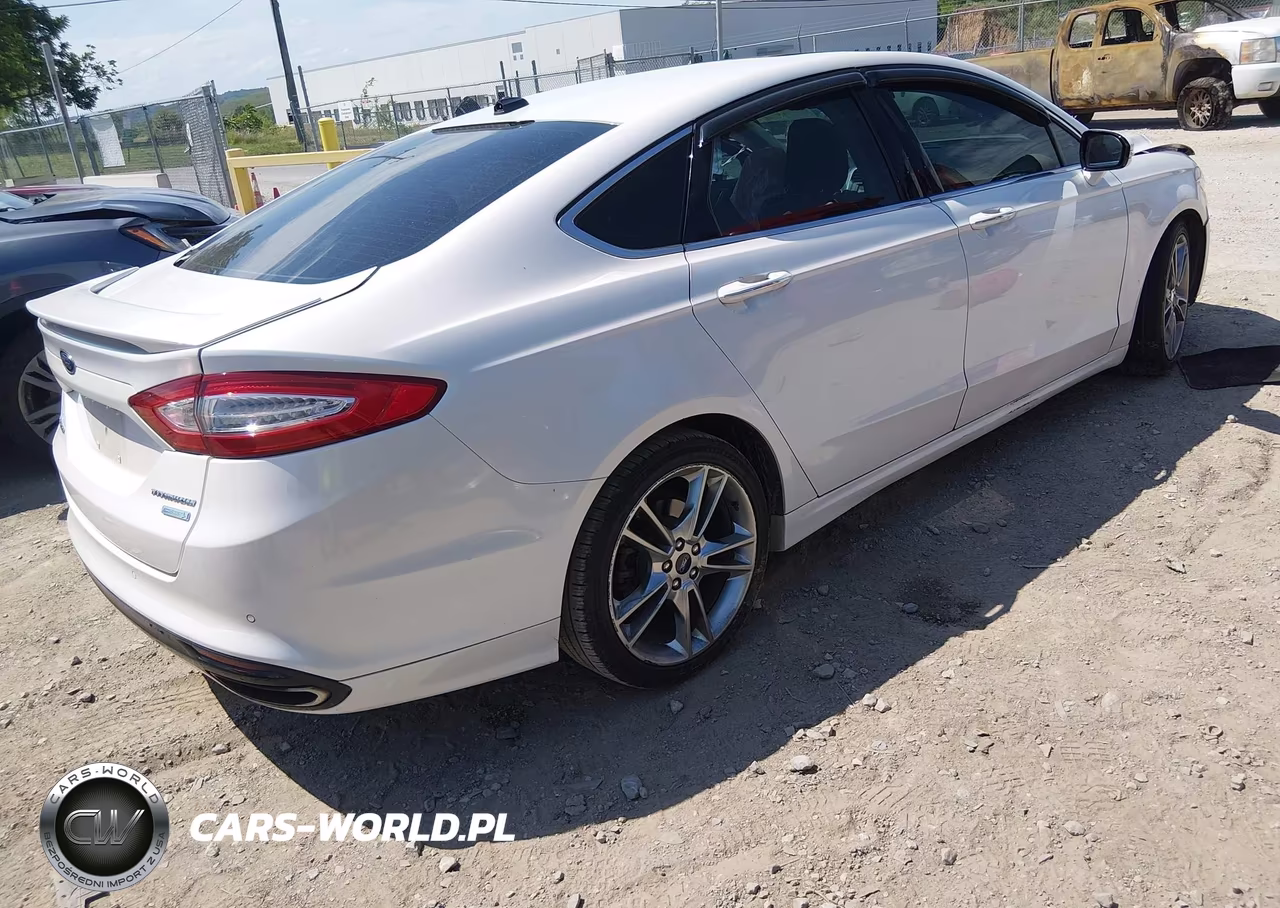 2013 Ford Fusion Titanium VIN:3FA6P0K99DR176350 - 4