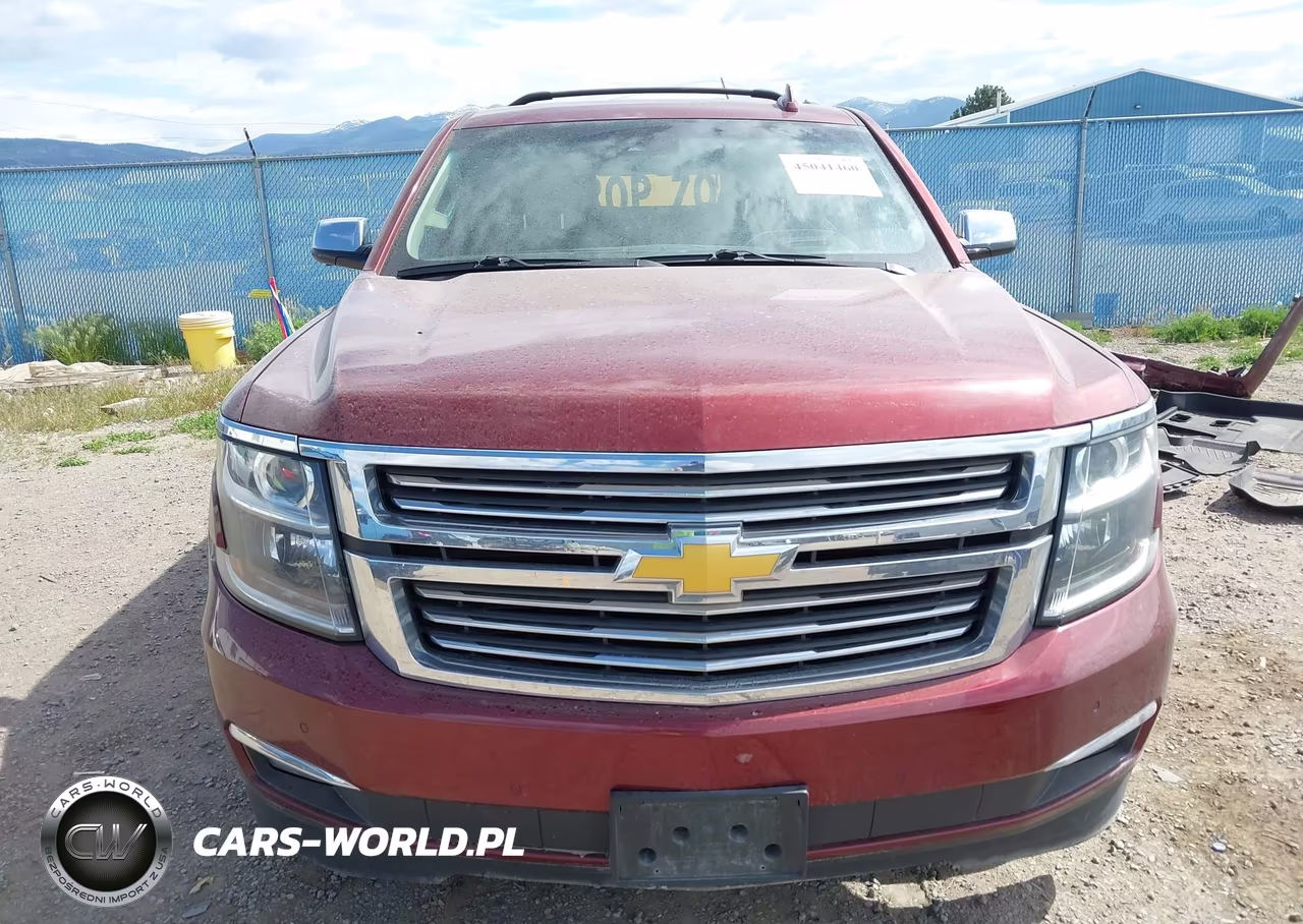 2018 Chevrolet Suburban Premier VIN:1GNSKJKC7JR146187 - 13