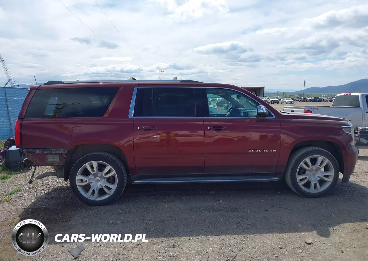 2018 Chevrolet Suburban Premier VIN:1GNSKJKC7JR146187 - 14