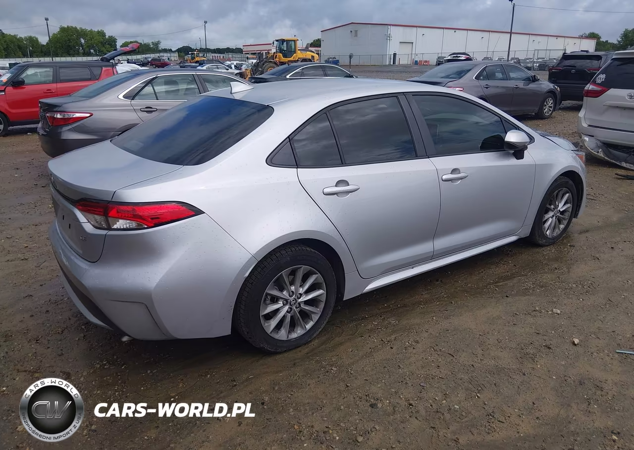 2021 Toyota Corolla Le VIN:JTDVPMAE4MJ121732 - 4