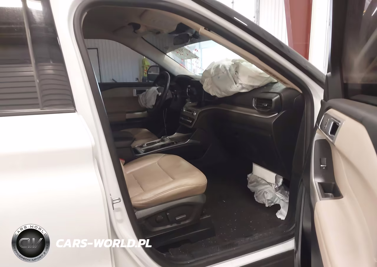 2024 Ford Explorer Xlt VIN:1FMSK8DH0RGA24994 - 5