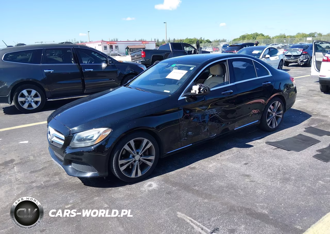 2015 Mercedes-Benz C 300 VIN:55SWF4JB4FU059092 - 2