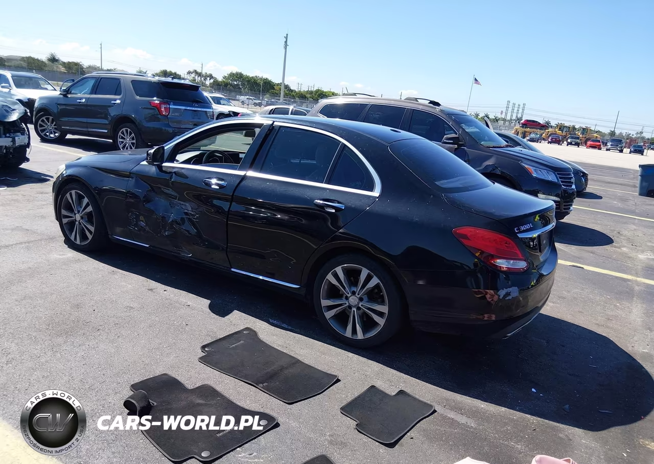 2015 Mercedes-Benz C 300 VIN:55SWF4JB4FU059092 - 3