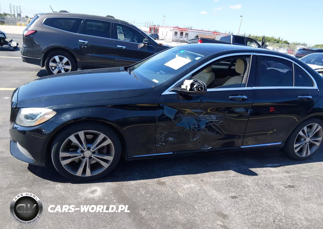 2015 Mercedes-Benz C 300 VIN:55SWF4JB4FU059092 - 6