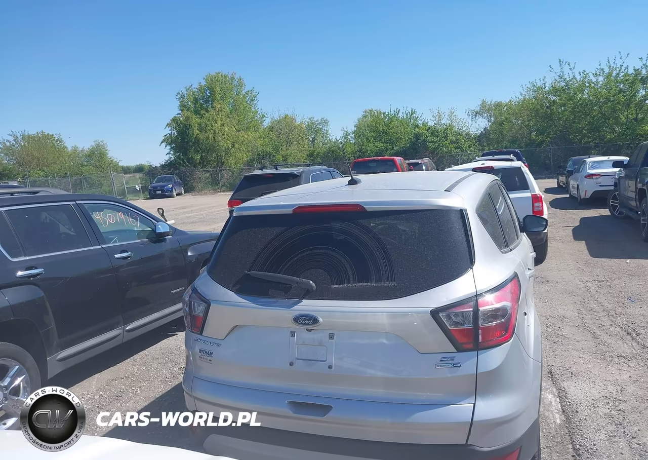 2017 Ford Escape Se VIN:1FMCU9GD2HUC95729 - 16