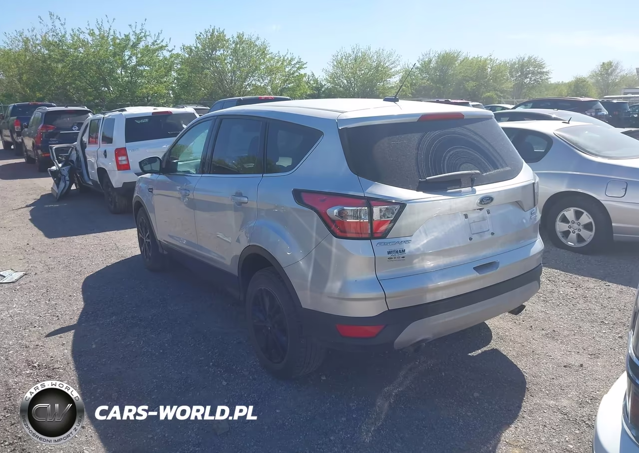 2017 Ford Escape Se VIN:1FMCU9GD2HUC95729 - 3