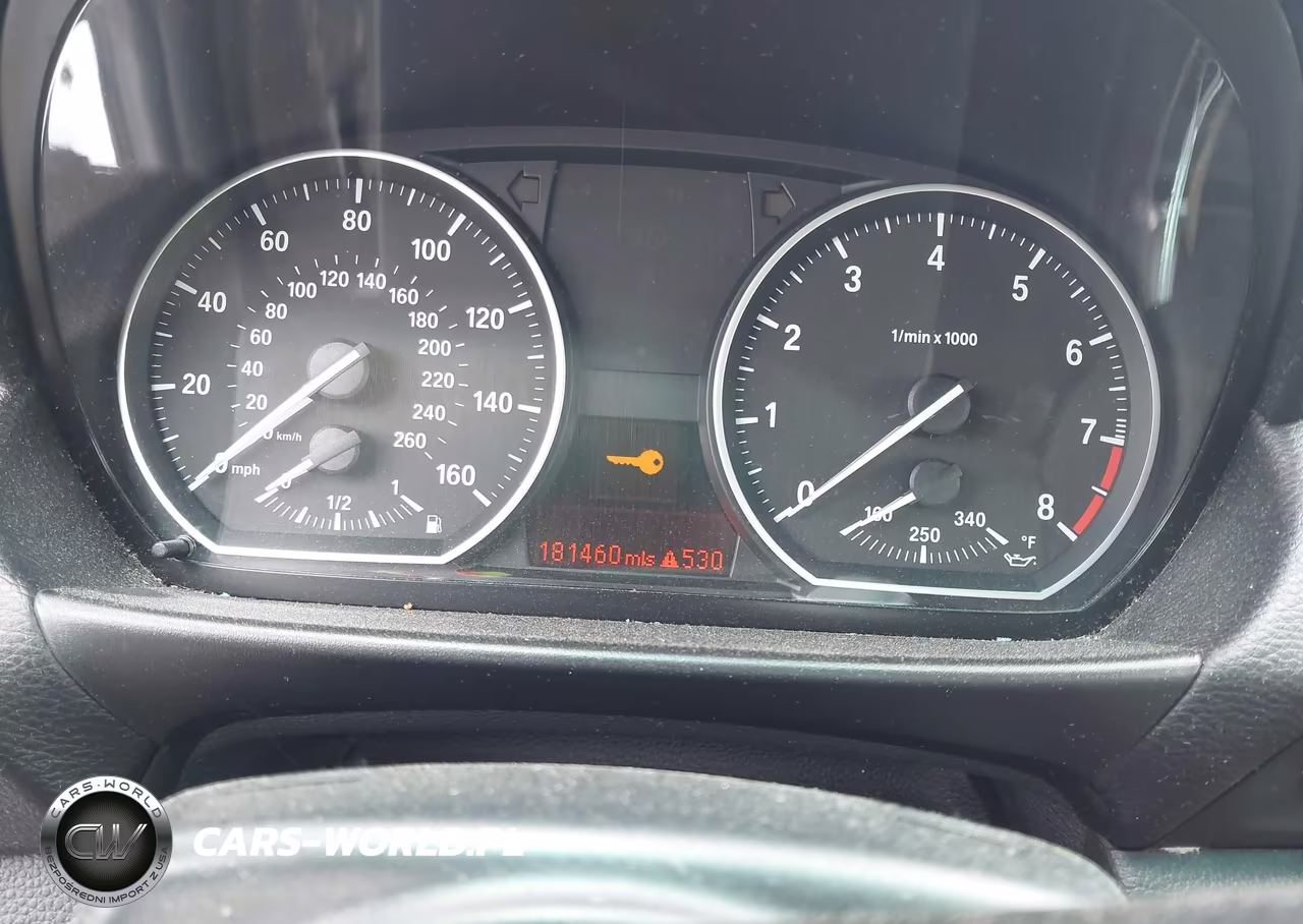 2013 BMW 135I VIN:WBAUN7C54DVM28212 - 13