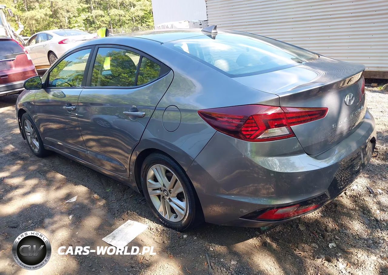 2019 Hyundai Elantra Sel VIN:5NPD84LF7KH422421 - 3