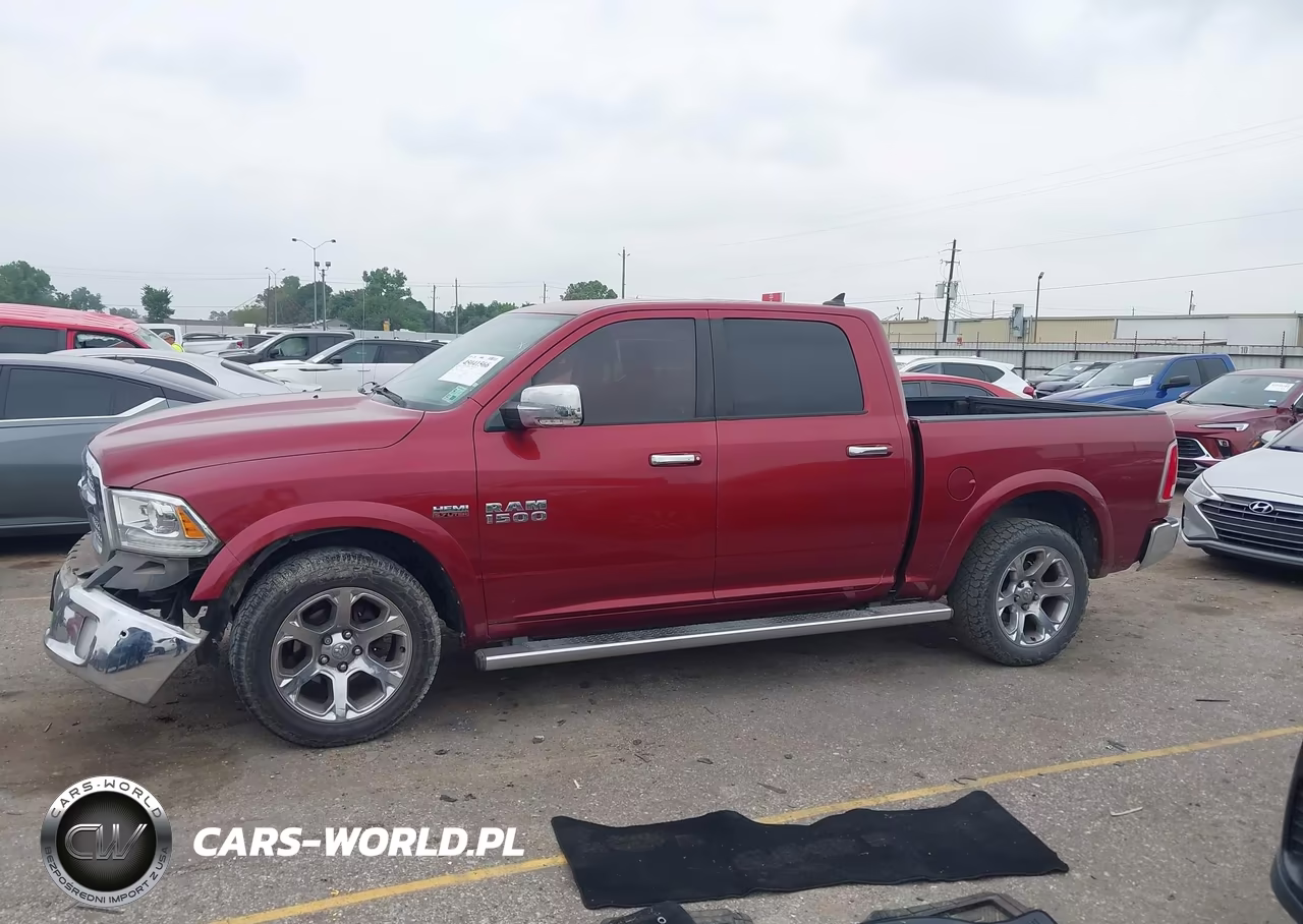 2015 Ram 1500 Laramie VIN:1C6RR7NT7FS777059 - 15