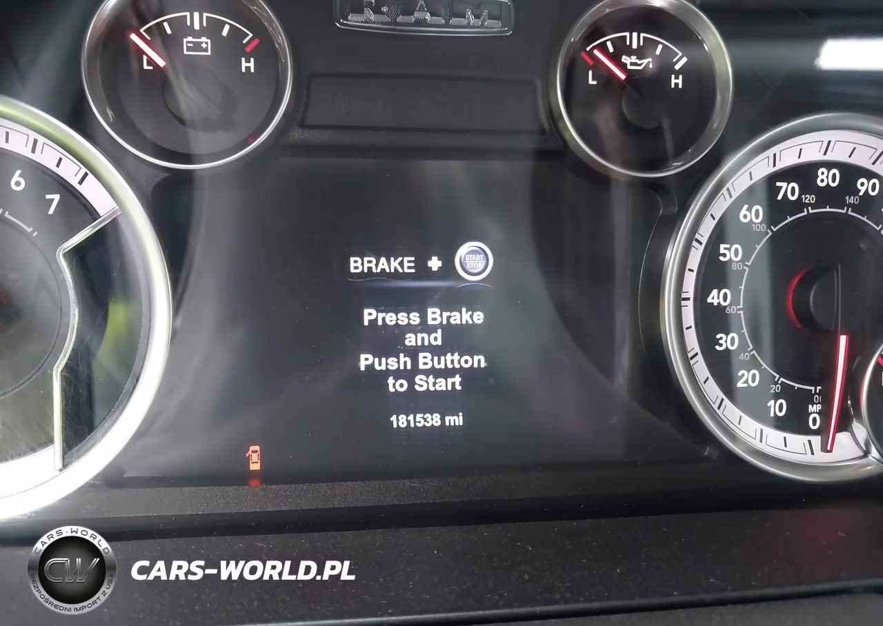 2015 Ram 1500 Laramie VIN:1C6RR7NT7FS777059 - 16