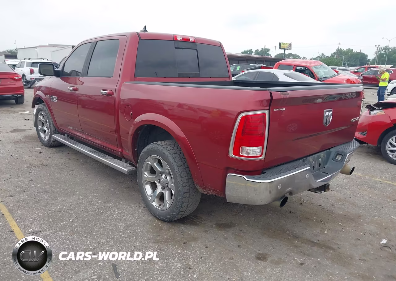 2015 Ram 1500 Laramie VIN:1C6RR7NT7FS777059 - 3