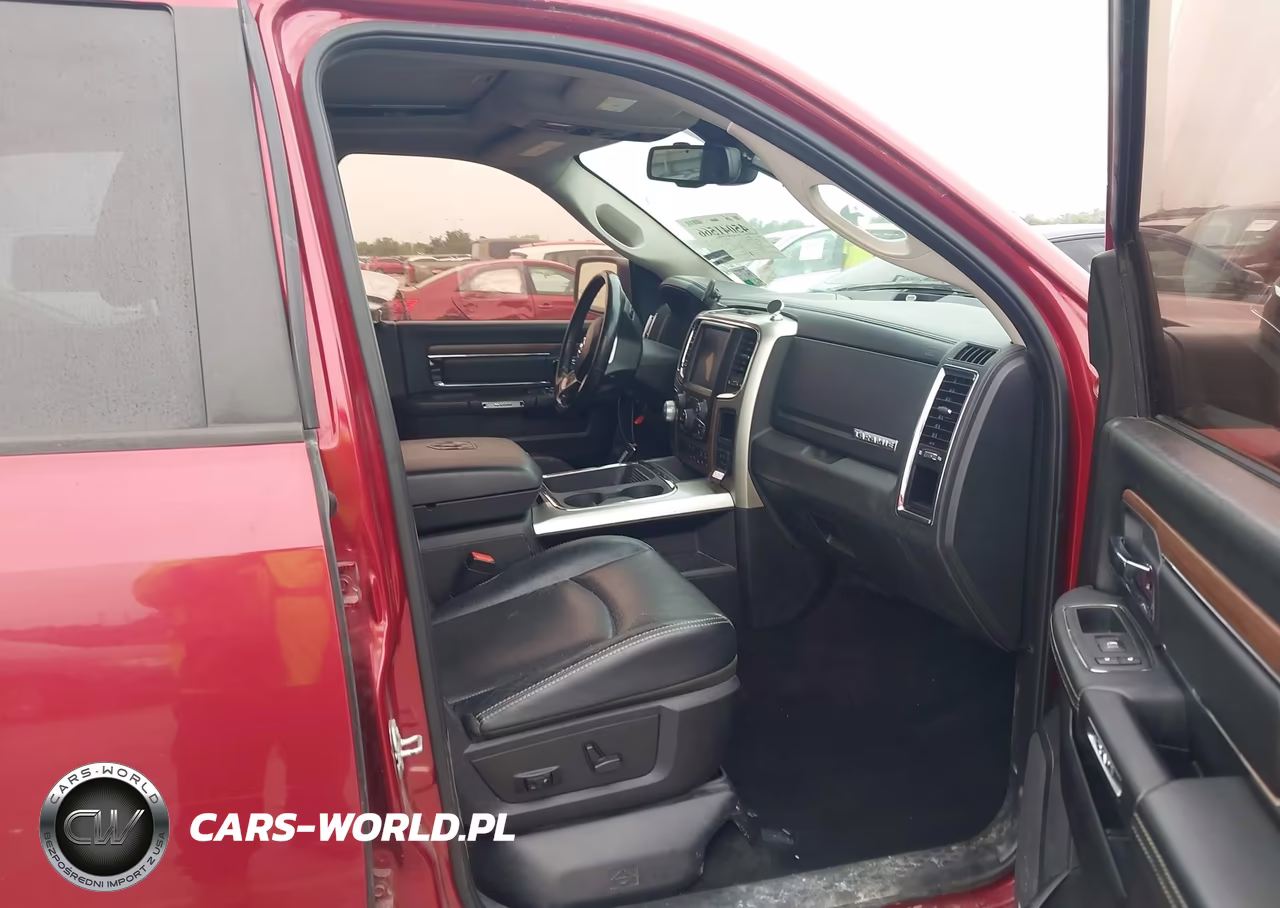 2015 Ram 1500 Laramie VIN:1C6RR7NT7FS777059 - 5