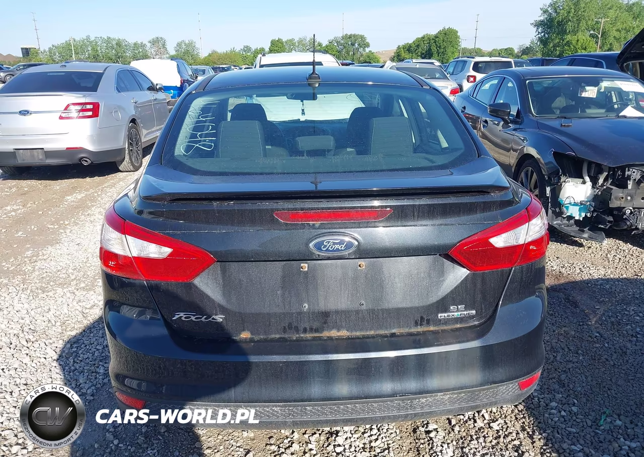2012 Ford Focus Se VIN:1FAHP3F29CL464048 - 16