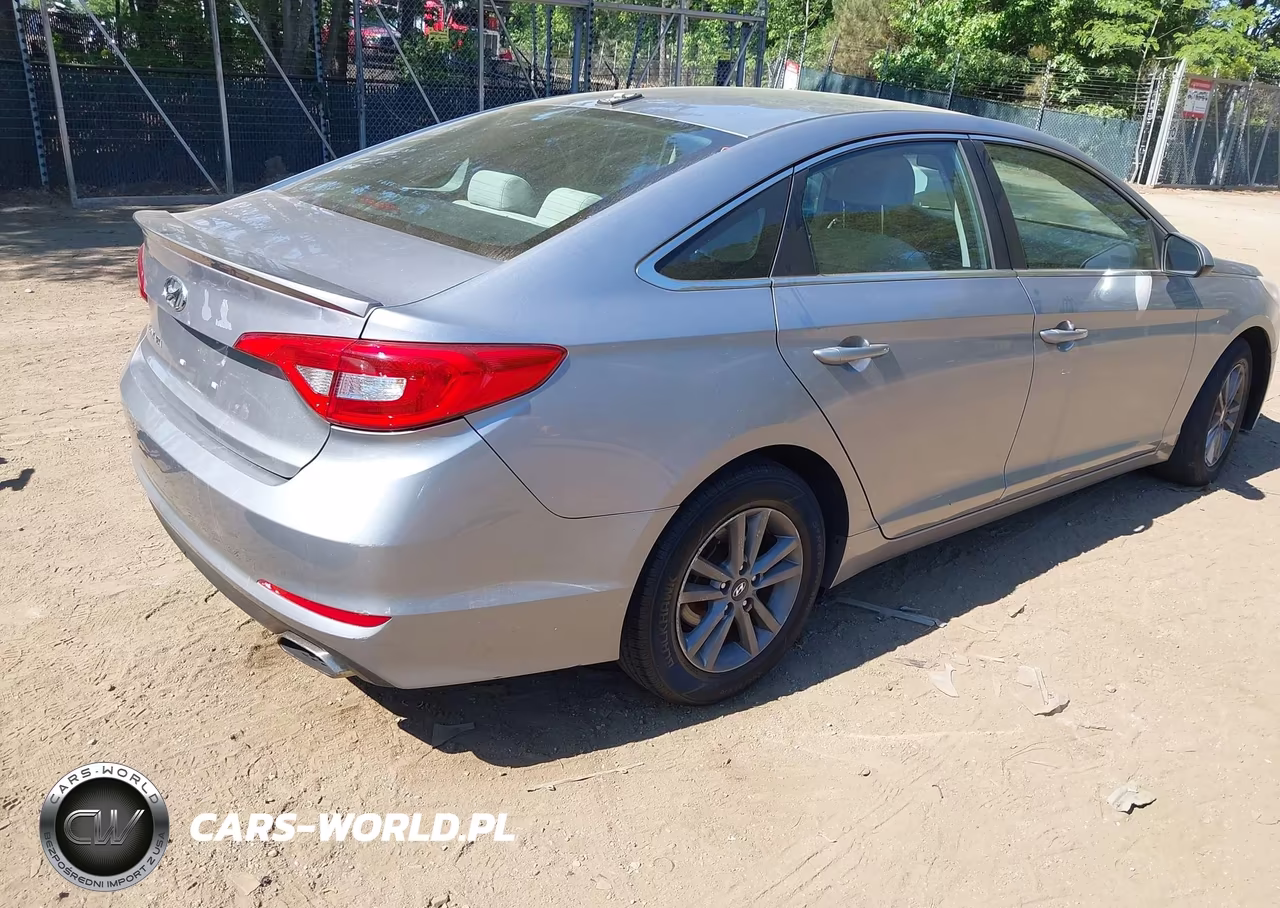 2015 Hyundai Sonata Se VIN:5NPE24AF6FH129866 - 4