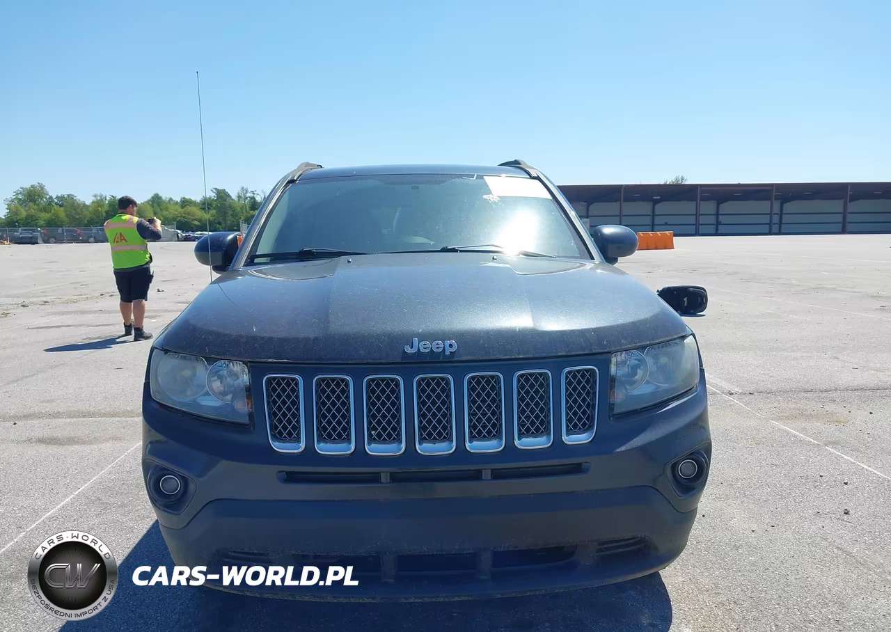 2014 Jeep Compass Latitude VIN:1C4NJDEB5ED822796 - 6