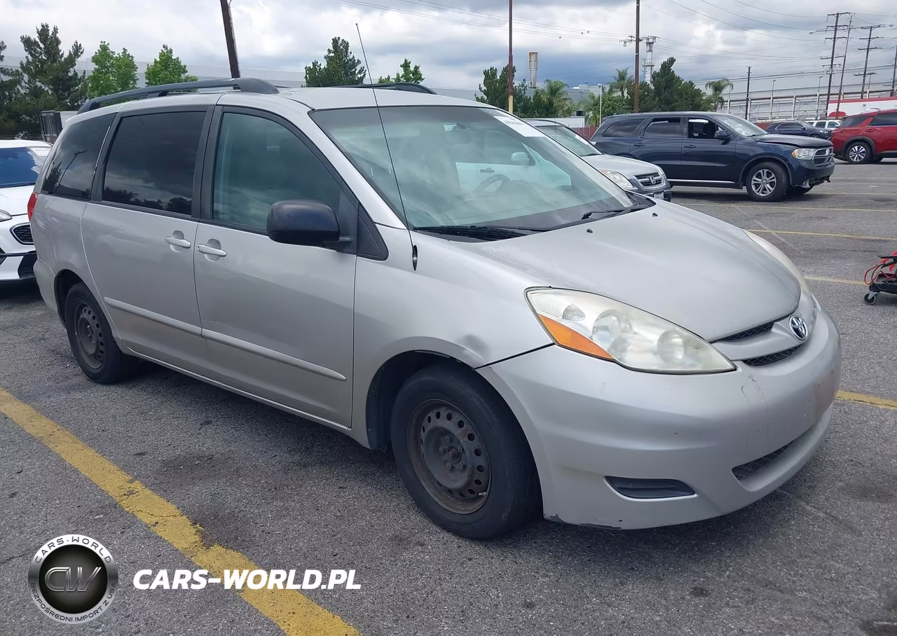 2008 Toyota Sienna Le
