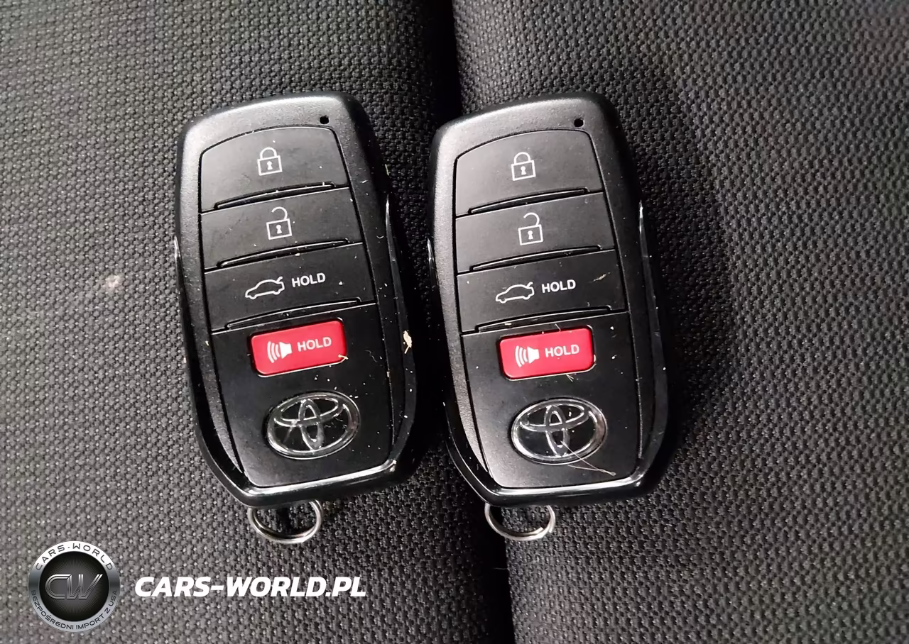 2025 Toyota Corolla Le VIN:5YFB4MDE8SP285128 - 11