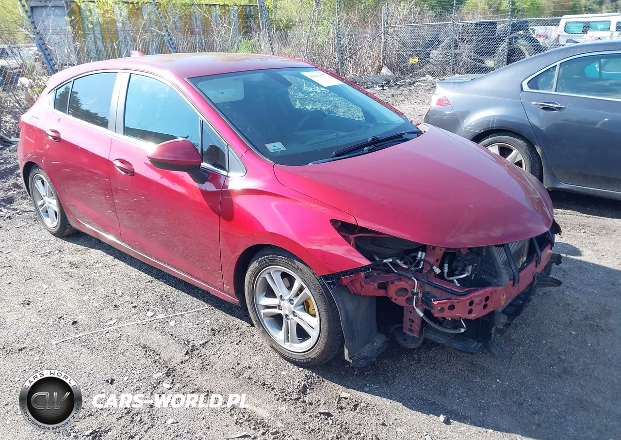 2017 Chevrolet Cruze Lt Auto – zdjęcie 1 z 18