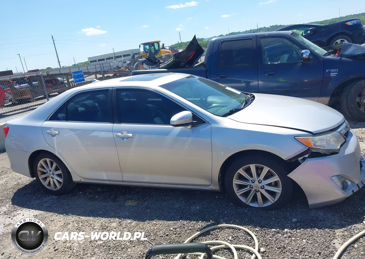 2013 Toyota Camry Xle V6 VIN:4T1BK1FK1DU531073 - 13