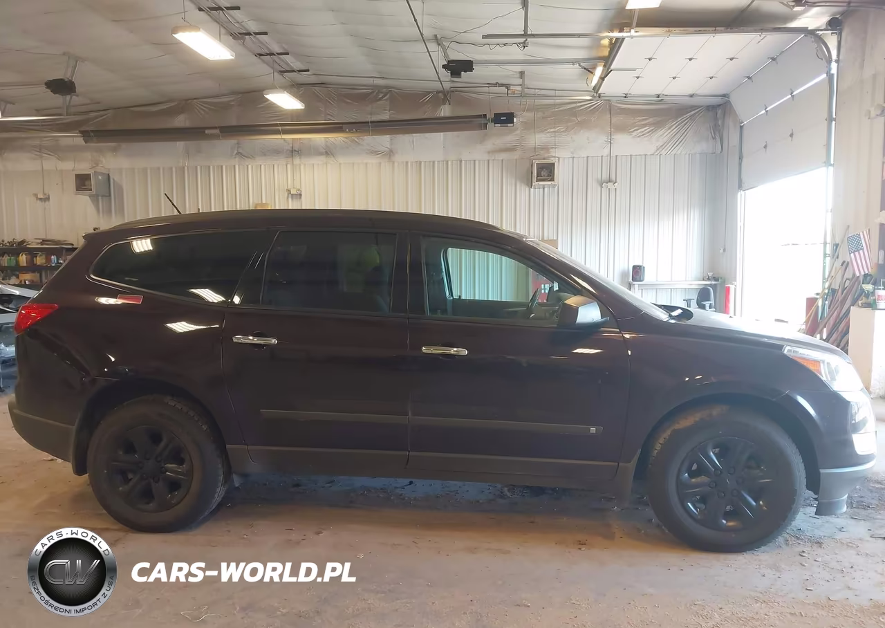 2010 Chevrolet Traverse Ls VIN:1GNLREED8AS154514 - 13