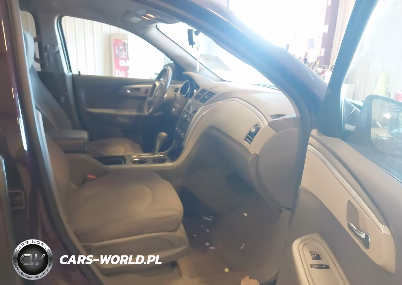 2010 Chevrolet Traverse Ls VIN:1GNLREED8AS154514 - 5