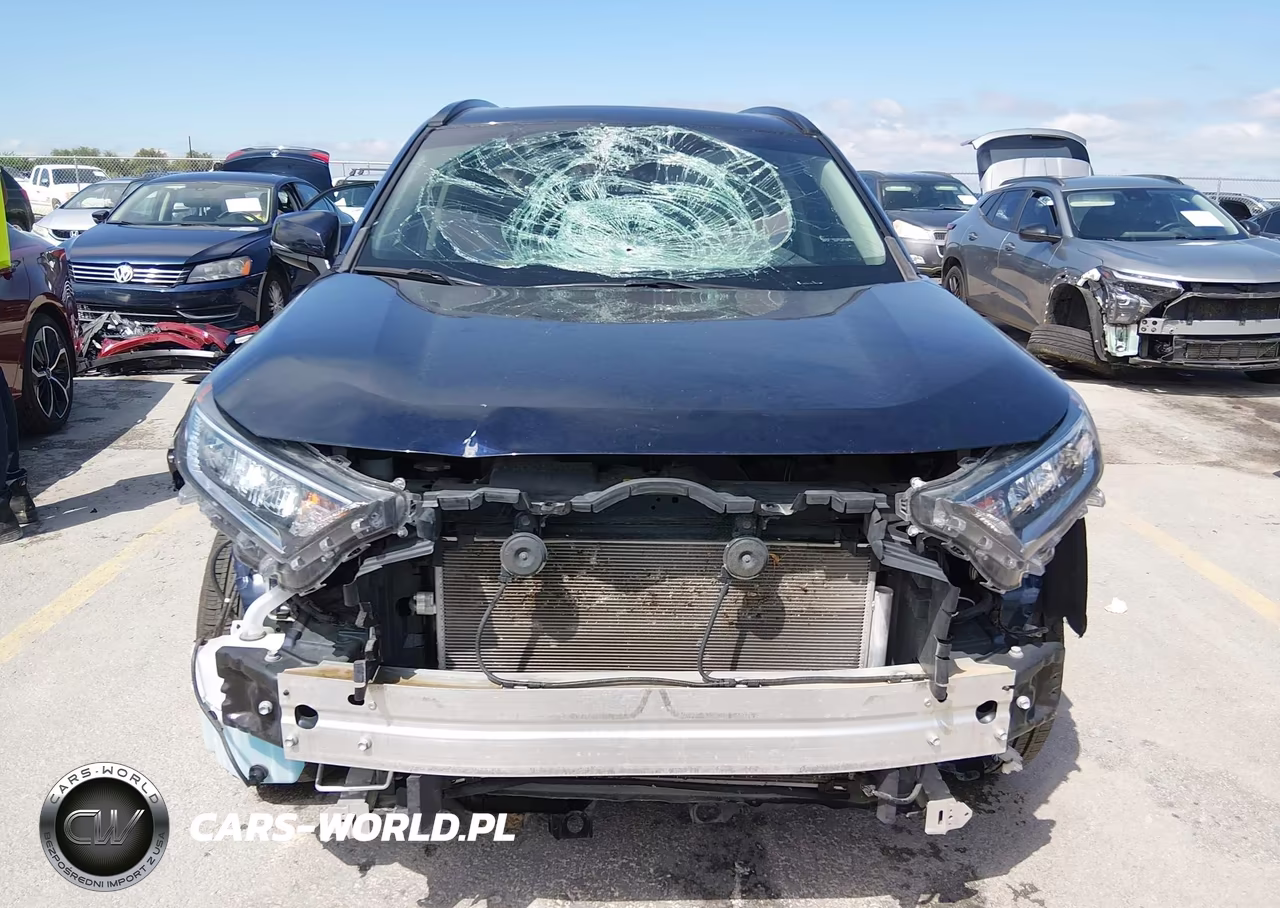 2020 Toyota Rav4 Xle VIN:2T3W1RFV2LC047126 - 13