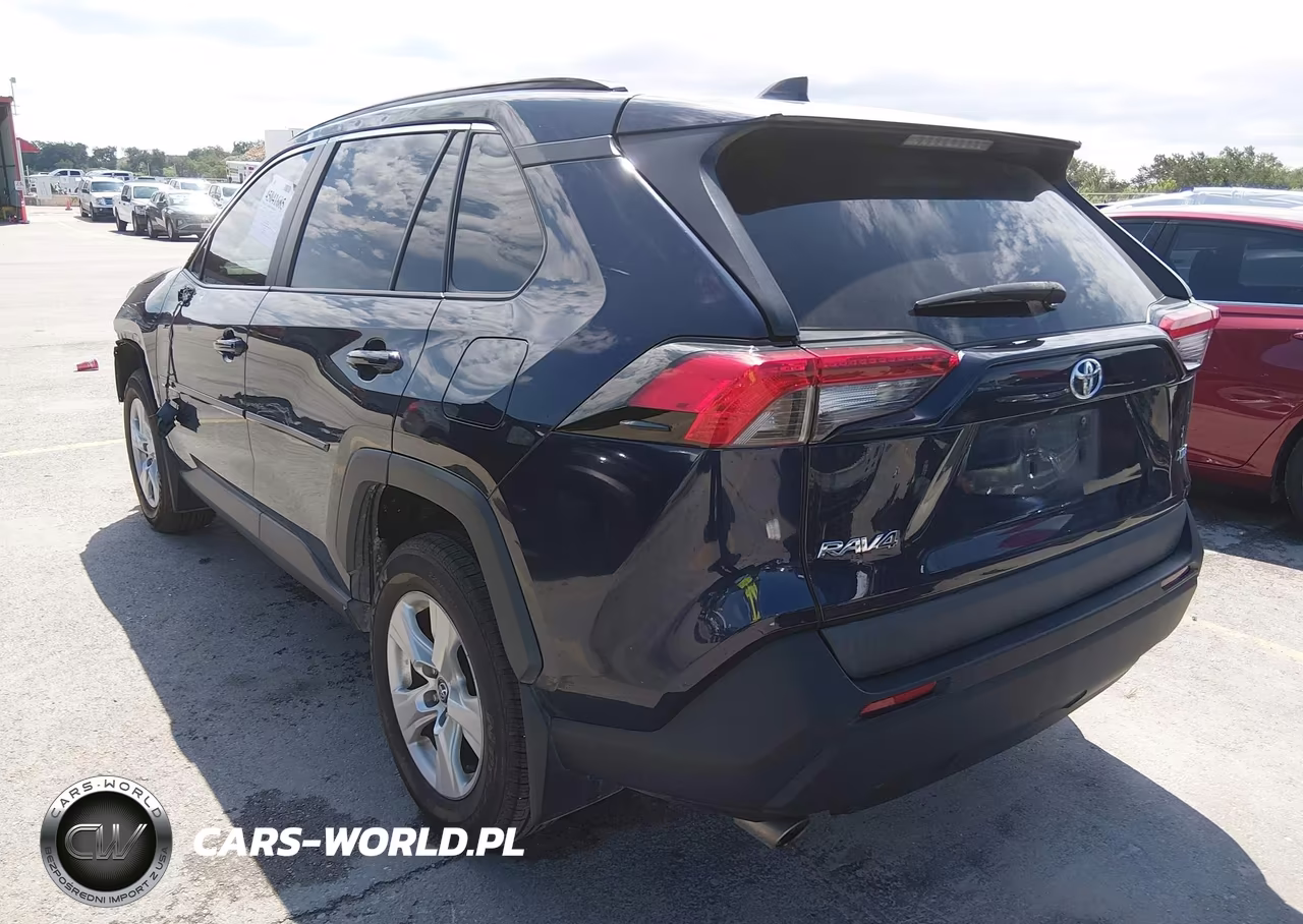 2020 Toyota Rav4 Xle VIN:2T3W1RFV2LC047126 - 3