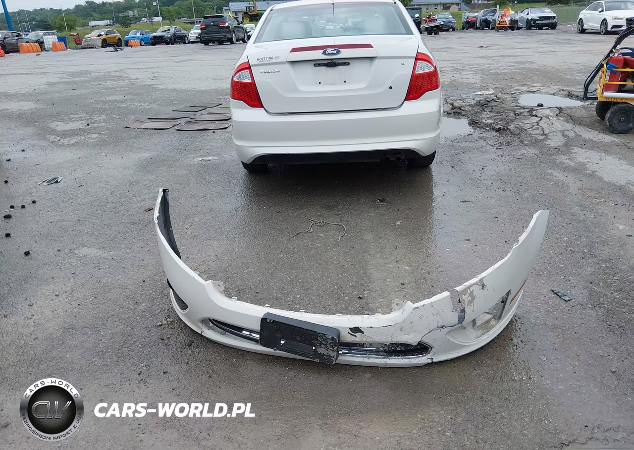 2011 Ford Fusion S VIN:3FAHP0GA6BR226694 - 12