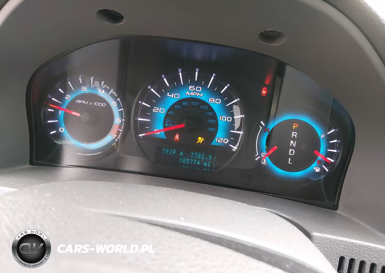 2011 Ford Fusion S VIN:3FAHP0GA6BR226694 - 7